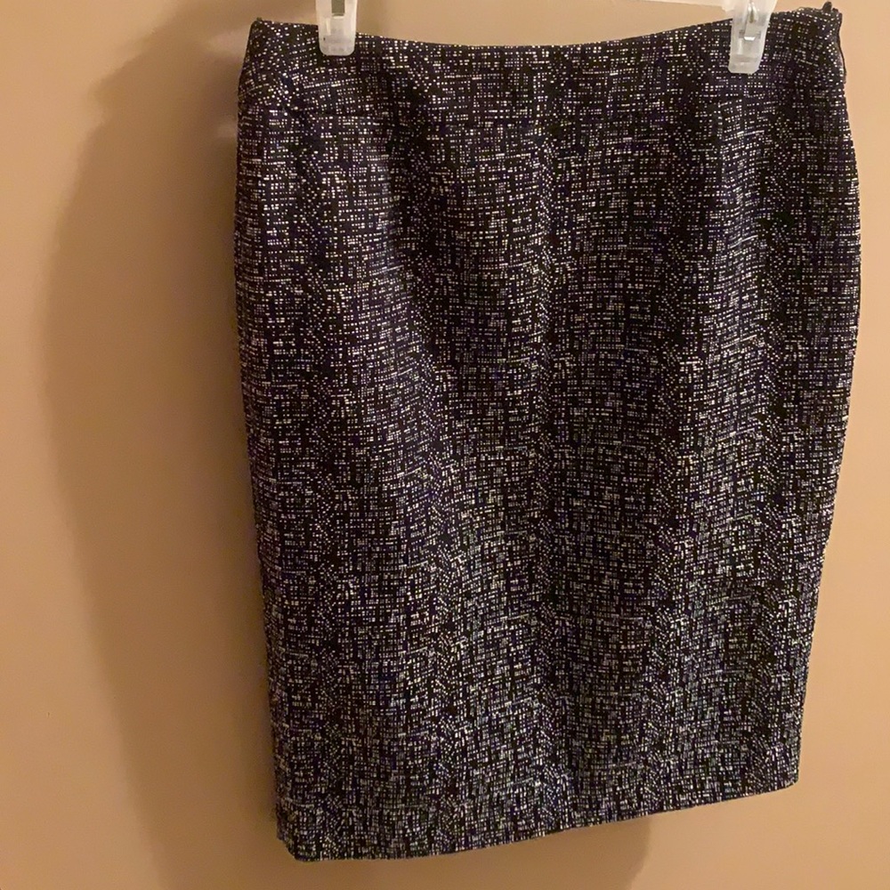 Kerry Brooke skirt, size 8P, EUC